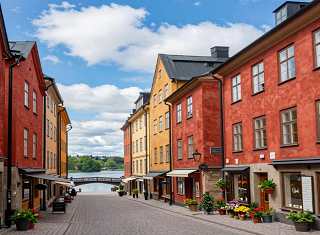 春节武汉到北欧旅游-峡湾、邮轮与古城全体验-北欧9国16日游